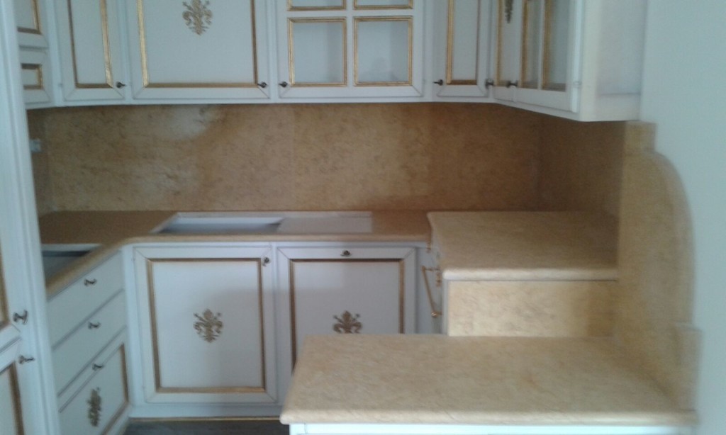 Top cucina in giallo egiziano anticato-IMG-20160129-WA0004