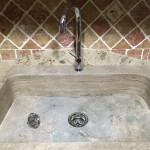lavello cucina in travertino