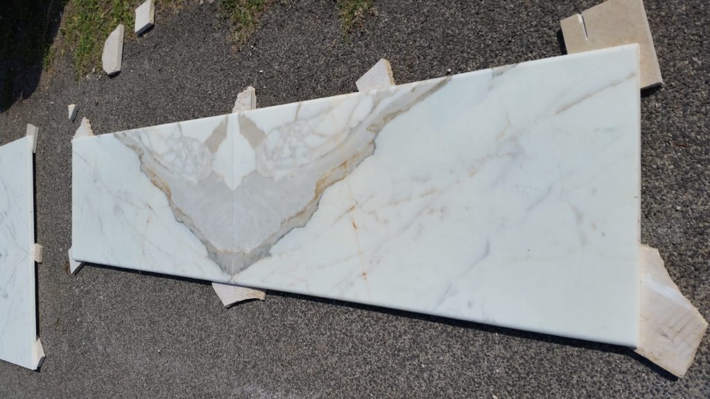rivestimento marmo calacatta oro (8)